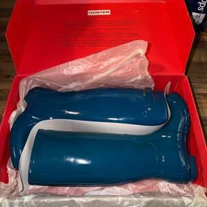 Hunter Ocean Blue Glossy Tall Boots
